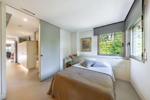 Talo myytävänä Sant Cugat Del Valles, Barcelona, Espanja, 3 makuuhuonetta, 238.95 m2 No. 191106 - kuva 28