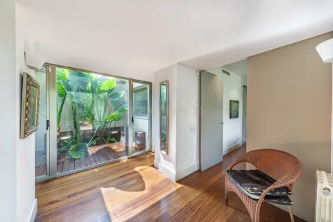 Talo myytävänä Sant Cugat Del Valles, Barcelona, Espanja, 3 makuuhuonetta, 238.95 m2 No. 191106 - kuva 2