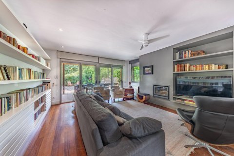 Talo myytävänä Sant Cugat Del Valles, Barcelona, Espanja, 3 makuuhuonetta, 238.95 m2 No. 191106 - kuva 5