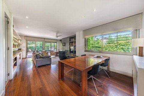Talo myytävänä Sant Cugat Del Valles, Barcelona, Espanja, 3 makuuhuonetta, 238.95 m2 No. 191106 - kuva 7