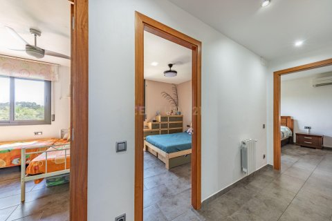 Talo myytävänä Llica D'amunt, Barcelona, Espanja, 7 makuuhuonetta, 228.6 m2 No. 191103 - kuva 21