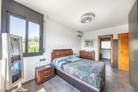 Talo myytävänä Llica D'amunt, Barcelona, Espanja, 7 makuuhuonetta, 228.6 m2 No. 191103 - kuva 27