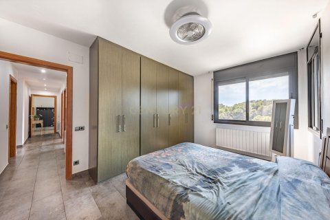 Talo myytävänä Llica D'amunt, Barcelona, Espanja, 7 makuuhuonetta, 228.6 m2 No. 191103 - kuva 28