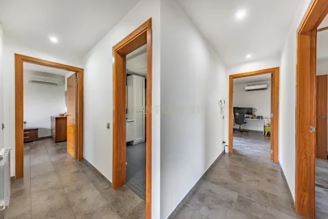 Talo myytävänä Llica D'amunt, Barcelona, Espanja, 7 makuuhuonetta, 228.6 m2 No. 191103 - kuva 25