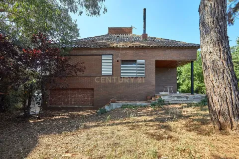 Talo myytävänä Les Franqueses Del Valles, Barcelona, Espanja, 5 makuuhuonetta, 265 m2 No. 191105 - kuva 15