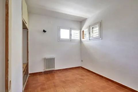 Talo myytävänä Les Franqueses Del Valles, Barcelona, Espanja, 5 makuuhuonetta, 265 m2 No. 191105 - kuva 17