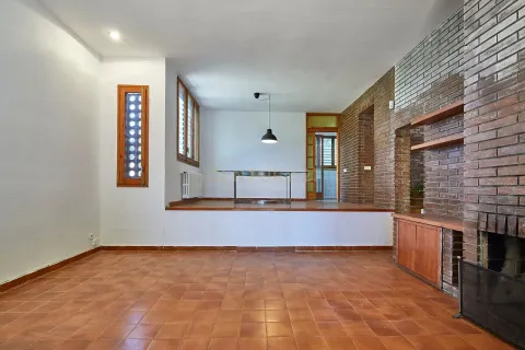 Talo myytävänä Les Franqueses Del Valles, Barcelona, Espanja, 5 makuuhuonetta, 265 m2 No. 191105 - kuva 6