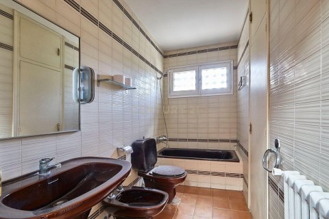 Talo myytävänä Les Franqueses Del Valles, Barcelona, Espanja, 5 makuuhuonetta, 265 m2 No. 191105 - kuva 24