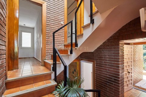 Talo myytävänä Les Franqueses Del Valles, Barcelona, Espanja, 5 makuuhuonetta, 265 m2 No. 191105 - kuva 16