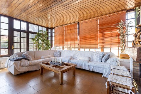 Apartamento en venta en L'Ametlla del Vallès, Barcelona, España 5 dormitorios, 1342 m2 No. 191104 - foto 22