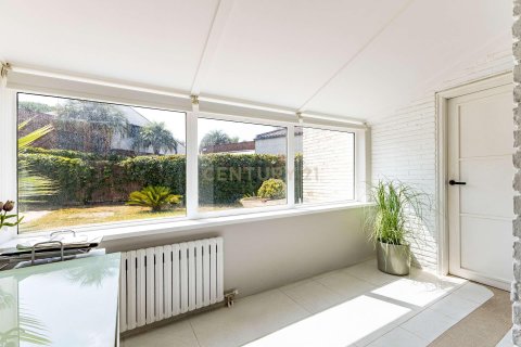 Apartamento en venta en L'Ametlla del Vallès, Barcelona, España 5 dormitorios, 1342 m2 No. 191104 - foto 30