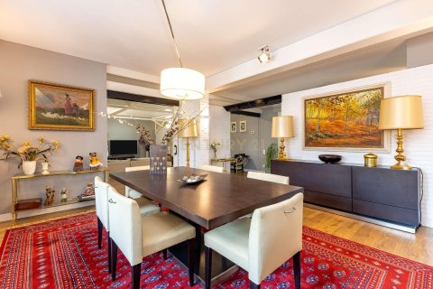 Apartamento en venta en L'Ametlla del Vallès, Barcelona, España 5 dormitorios, 1342 m2 No. 191104 - foto 12