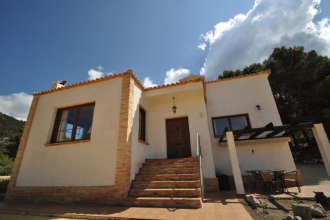 Villa for sale in Castalla, Alicante, Spain 5 bedrooms, 171 sq.m. No. 190257 - photo 10