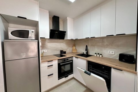Apartment for sale in Torrevieja, Alicante, Spain 2 bedrooms, 65 sq.m. No. 190258 - photo 17
