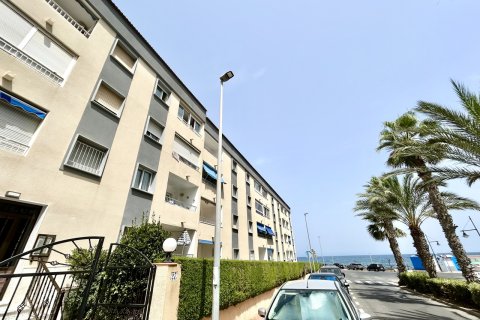 Huoneisto myytävänä Punta Prima, Alicante, Espanja, 3 makuuhuonetta, 87 m2 No. 190253 - kuva 2