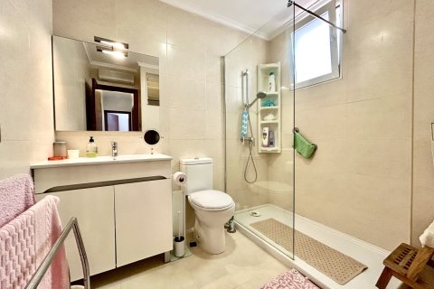 Huoneisto myytävänä Punta Prima, Alicante, Espanja, 3 makuuhuonetta, 87 m2 No. 190253 - kuva 17