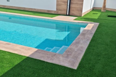 Продажа квартиры в Пилар де ла Орадада, Аликанте, Испания 2 спальни, 64м2 №119712 - фото 18