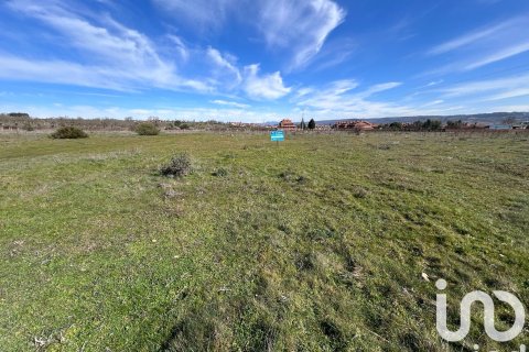 Tontti Sariegos, Leon, Espanja 2038 m2 No. 185908
