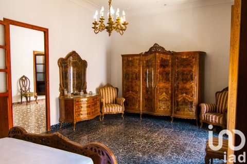 House for sale in La Font D'en Carros, Valencia, Spain 6 bedrooms, 269 sq.m. No. 185907 - photo 22