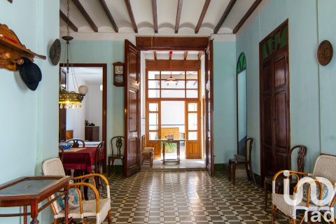 House for sale in La Font D'en Carros, Valencia, Spain 6 bedrooms, 269 sq.m. No. 185907 - photo 3