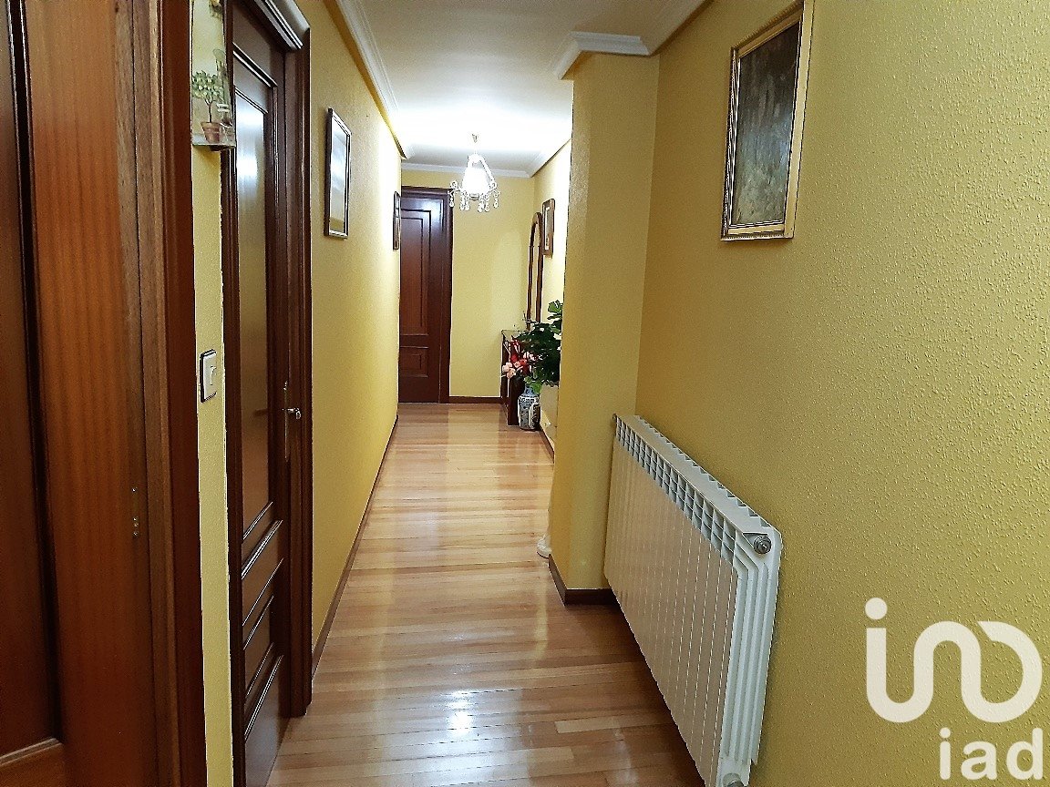 Penthouse in La Baneza, Leon, Spain 3 bedrooms, 140 sq.m. No. 185910
