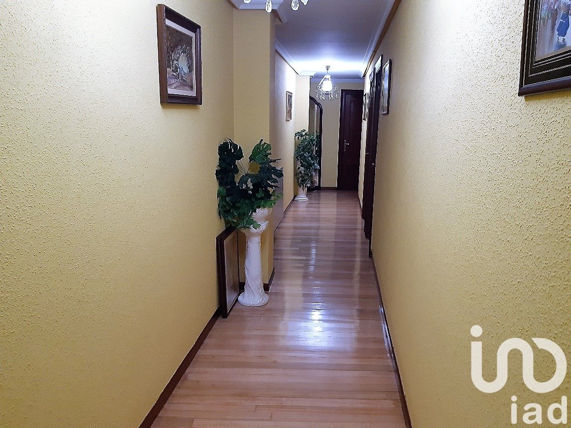 Penthouse in La Baneza, Leon, Spain 3 bedrooms, 140 sq.m. No. 185910
