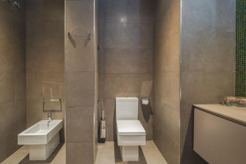 Villa for sale in Barcelona, Spain 5 bedrooms, 958 sq.m. No. 180626 - photo 10