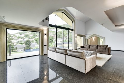 Villa en venta en Barcelona, España 8 dormitorios, 2000 m2 No. 180627 - foto 13