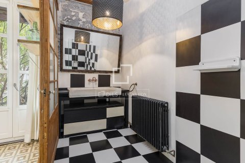 Apartament w Barcelona, Hiszpania 2 sypialnie, 107 mkw. nr 150963 – zdjęcie 21