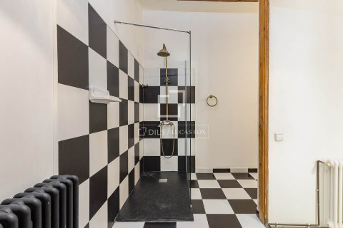 Apartament w Barcelona, Hiszpania 2 sypialnie, 107 mkw. nr 150963 – zdjęcie 22