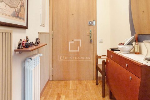 Apartament w Barcelona, Hiszpania 4 sypialnie, 130 mkw. nr 150964 – zdjęcie 17