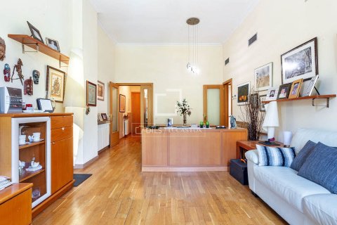 Apartament w Barcelona, Hiszpania 4 sypialnie, 130 mkw. nr 150964 – zdjęcie 6