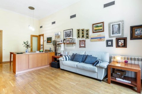 Apartament w Barcelona, Hiszpania 4 sypialnie, 130 mkw. nr 150964 – zdjęcie 7