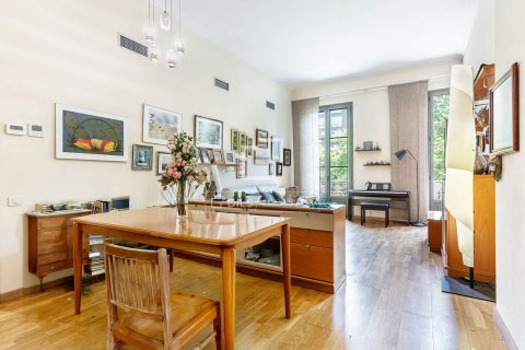 Apartament w Barcelona, Hiszpania 4 sypialnie, 130 mkw. nr 150964 – zdjęcie 2