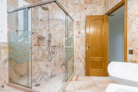 Apartament w Barcelona, Hiszpania 5 sypialni, 181 mkw. nr 150960 – zdjęcie 8