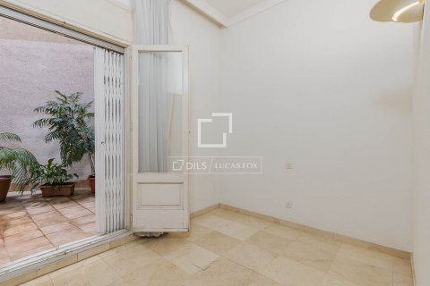 Apartament w Barcelona, Hiszpania 5 sypialni, 181 mkw. nr 150960 – zdjęcie 15