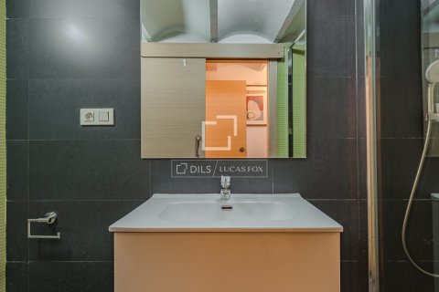 Apartament w Barcelona, Hiszpania 1 sypialnia, 78 mkw. nr 150961 – zdjęcie 24