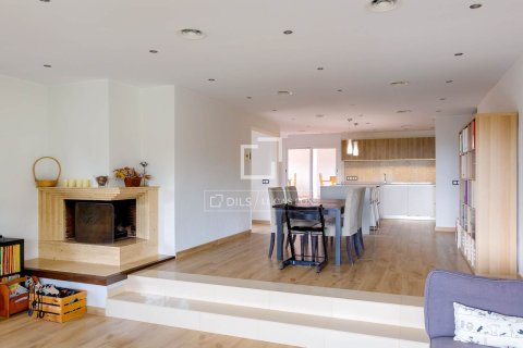 Villa for sale in Cabrils, Barcelona, Spain 4 bedrooms, 281 sq.m. No. 150962 - photo 14