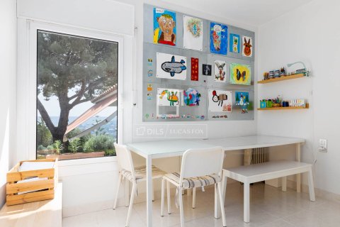 Villa for sale in Cabrils, Barcelona, Spain 4 bedrooms, 281 sq.m. No. 150962 - photo 27