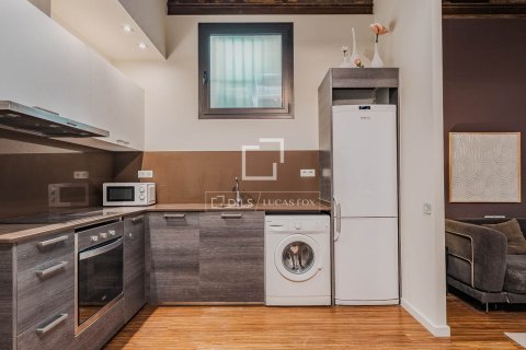 Apartament w Barcelona, Hiszpania 1 sypialnia, 79 mkw. nr 150959 – zdjęcie 9