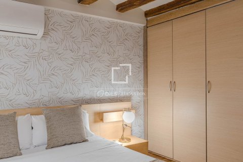 Apartament w Barcelona, Hiszpania 1 sypialnia, 79 mkw. nr 150959 – zdjęcie 18