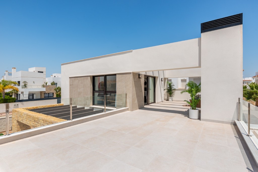 Villa a Ciudad Quesada, Alicante, Spagna 3 camere da letto, 226 mq. N° 144868