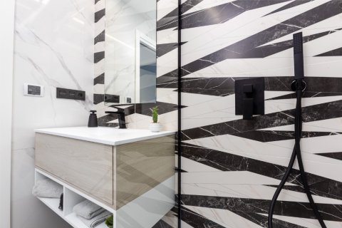 Huoneisto myytävänä Guardamar del Segura, Alicante, Espanja, 3 makuuhuonetta, 96 m2 No. 144871 - kuva 17