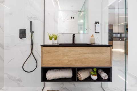 Huoneisto myytävänä Guardamar del Segura, Alicante, Espanja, 3 makuuhuonetta, 96 m2 No. 144871 - kuva 14