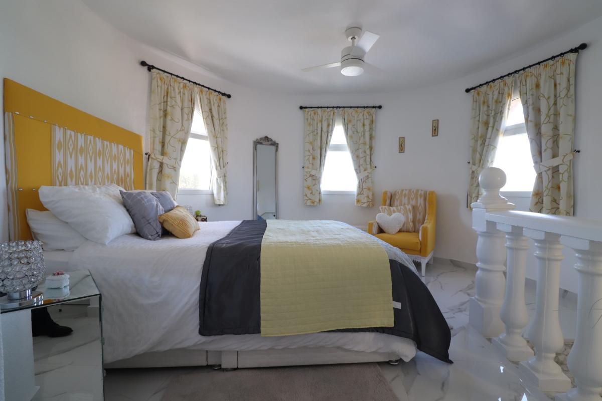Вилла в Альгорфа, Аликанте, Испания 5 спален, 375м2 №148929