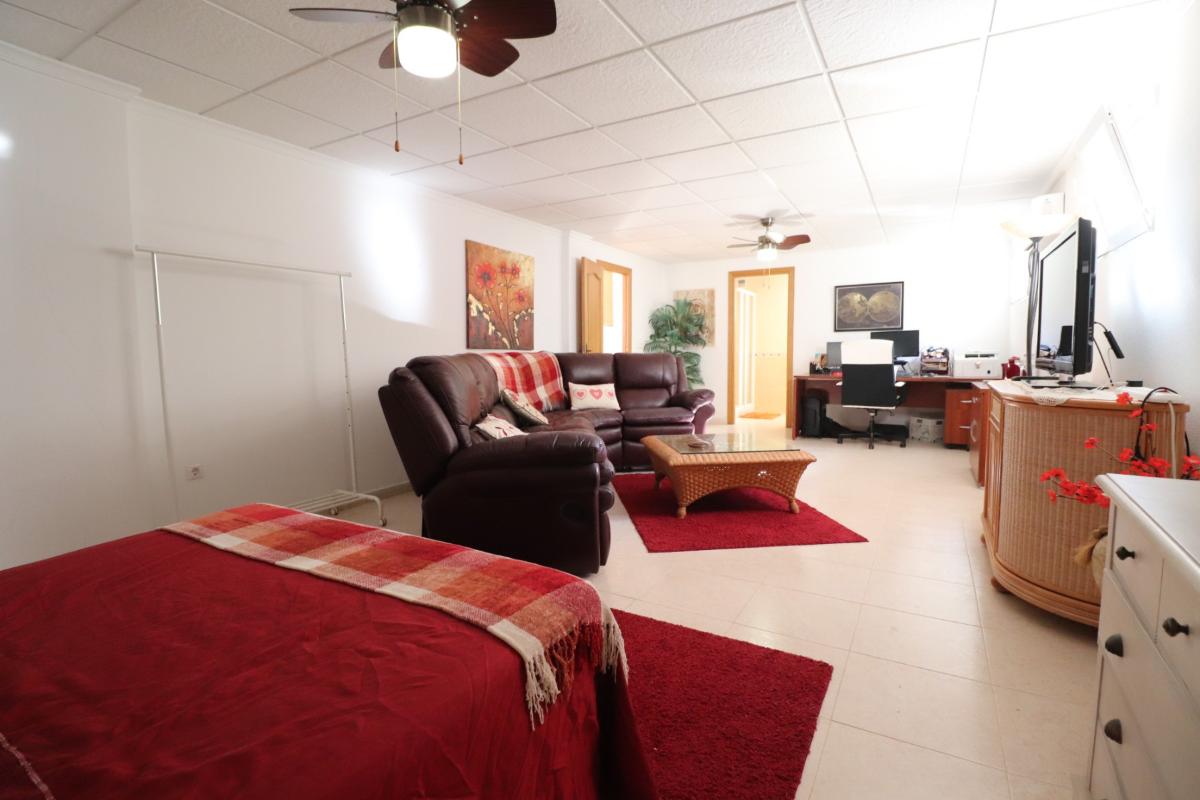 Вилла в Альгорфа, Аликанте, Испания 5 спален, 375м2 №148929