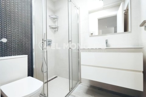 Huoneisto myytävänä Guardamar del Segura, Alicante, Espanja, 2 makuuhuonetta, 79 m2 No. 148932 - kuva 18