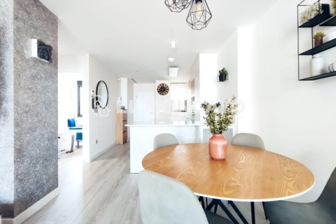 Huoneisto myytävänä Guardamar del Segura, Alicante, Espanja, 2 makuuhuonetta, 79 m2 No. 148932 - kuva 4