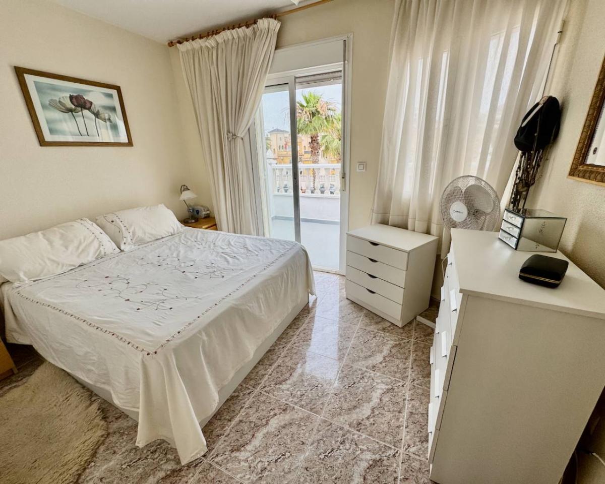 Villa a Algorfa, Alicante, Spagna 3 camere da letto, 85 mq. N° 148930