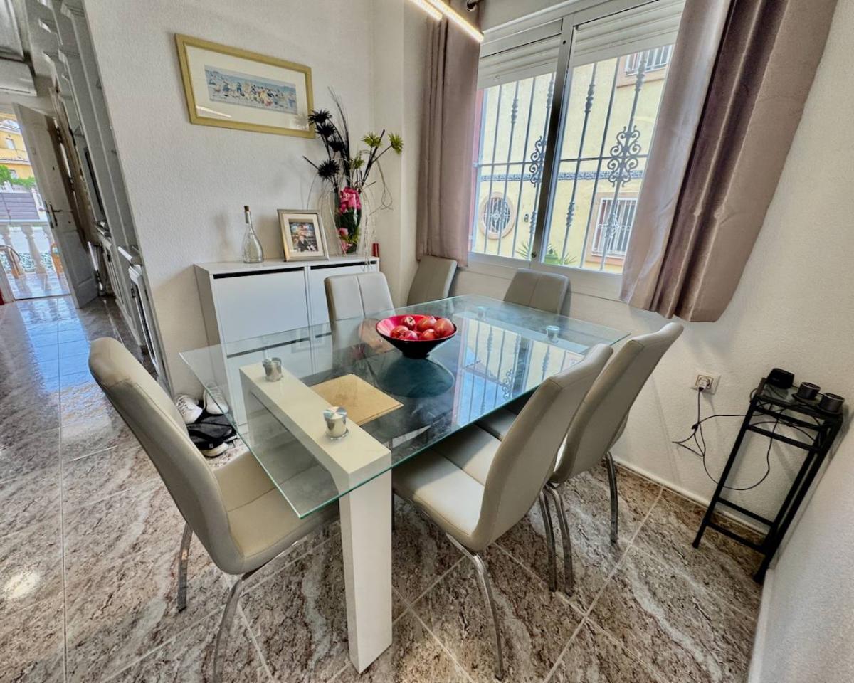 Villa a Algorfa, Alicante, Spagna 3 camere da letto, 85 mq. N° 148930